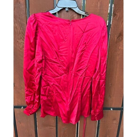 Cinq a sept Dorothea surplice silk blouse raspberry large NWT - Picture 4 of 9